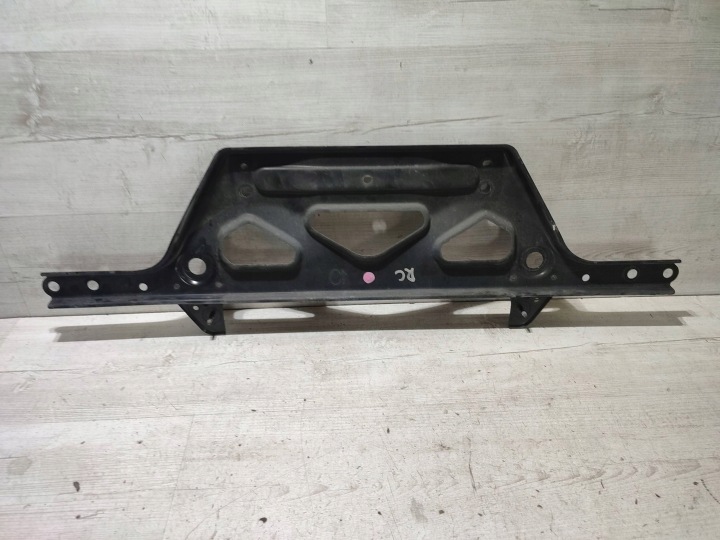 Lexus RC 2019 console springing bracket