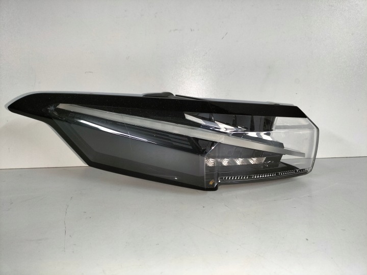 light rear rear part left PEUGEOT 308 III T10 21- GT