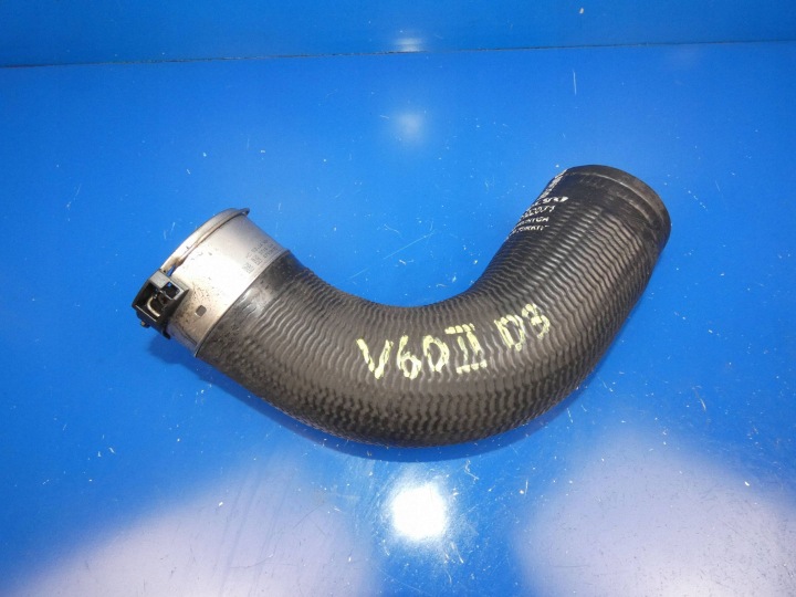 VOLVO V60 II S60 III XC60 II V90 2.0 D3 D4 tubo flessibile Tubazione radiatore intercooler