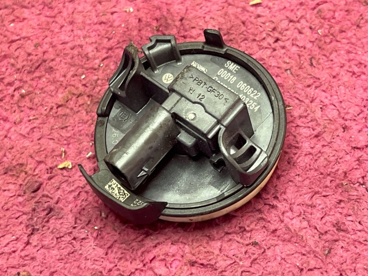 Capteur zderzeniowy (Airbag) Audi A6 S6 C8 4K 4N0955557A Original!