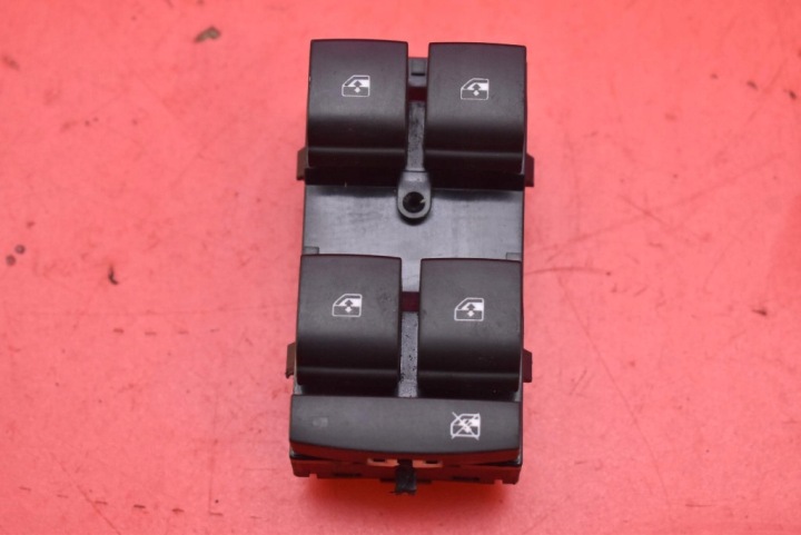 panel ovládání okna EU 13408458 OPEL ASTRA 5 V K 15-20