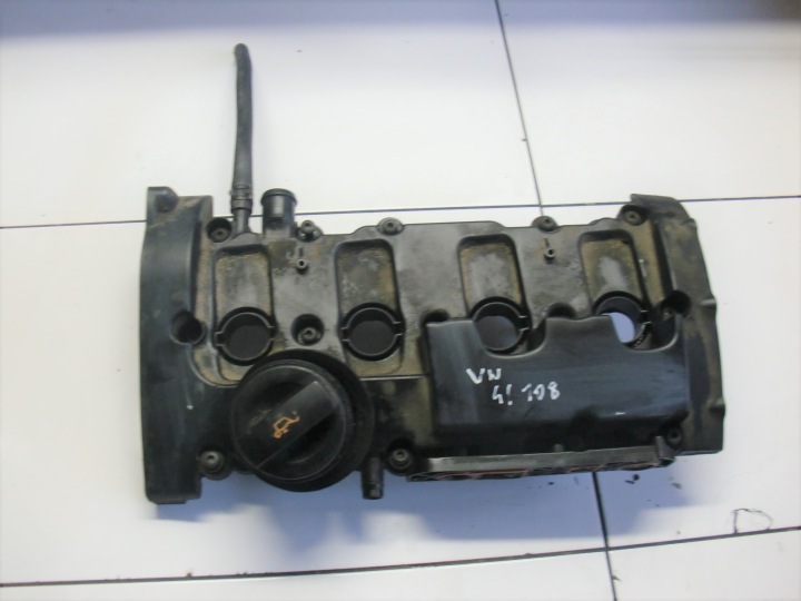 AUDI A3 8P 2.0FSI COPERCHIO PUNTERIE