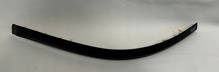 Bentley Bentayga 36A moulding of a bumper rear