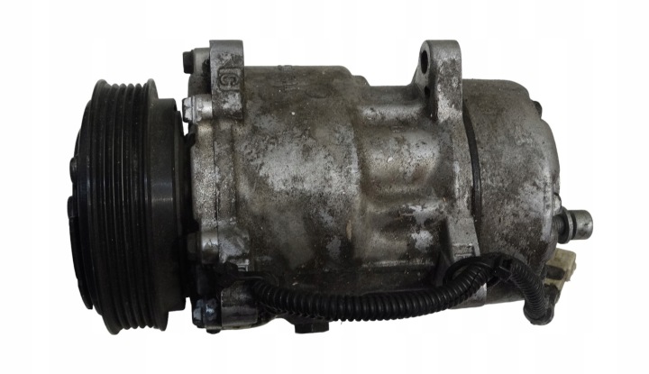 Compresseur Climatisateur air conditionné PEUGEOT CITROEN SD7V16 0113308324