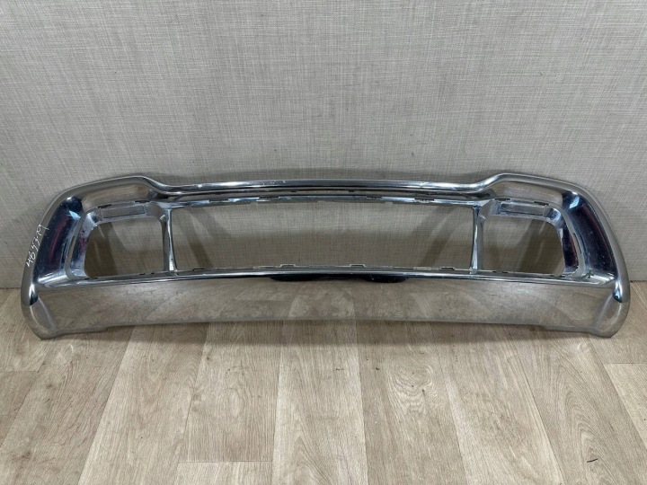 JEEP GRAND CHEROKEE WK2 LIFT 2014-2016 CHROM der Stoßstange vorne 68143105AB