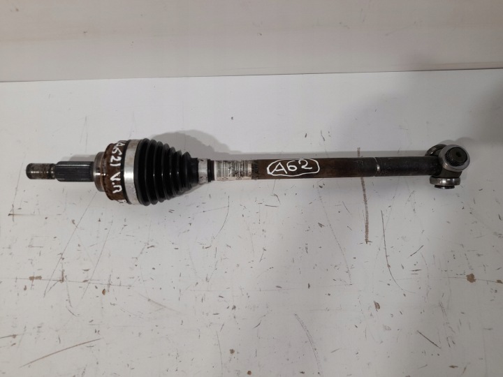 RENAULT CLIO IV semi-axis front right 391009101R (A62)