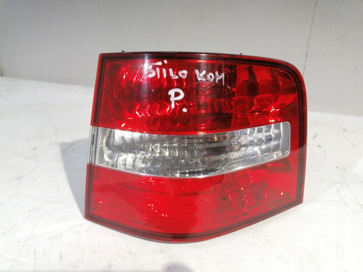 Fiat Stilo kombi Licht rechts heck hinten
