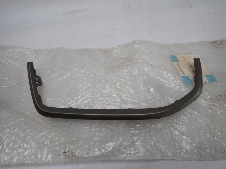 BMW i4 G26 18- moulding rear part left