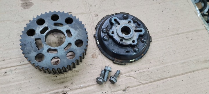A5 8T wheel ZEBATE of the gear 2.0 TDI 038109111E A4 B8 A5 A6 C7 4G