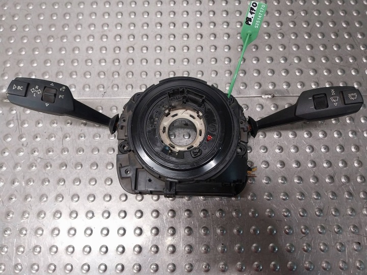 páčky pod volant a ovládání ovladanie kroužek 6989566 BMW E81 E87 E90 E91