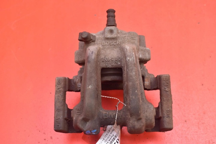 caliper brake right rear part BMW F30 F31 2.0 D 143 KM 11-16