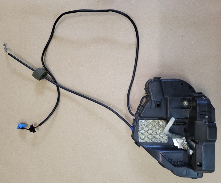 de la Serrure Z Portière Câble Levier Droite Arrière Arrière MERCEDES CLS W219 2197300235 OE