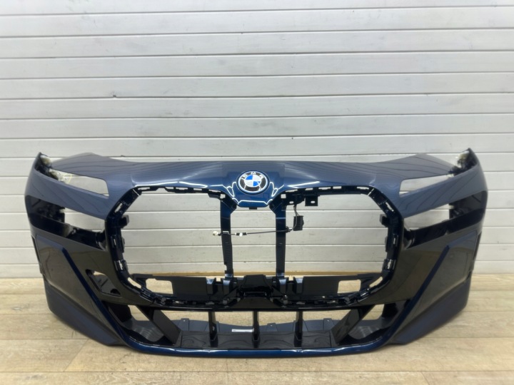 BMW 7 G70 Frontstoßstange vorne