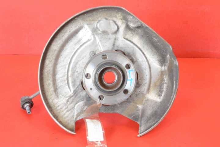 swing of the pivot left rear part 31658162 VOLVO V60 2 II 2.0 T5 250 KM LIFT 23