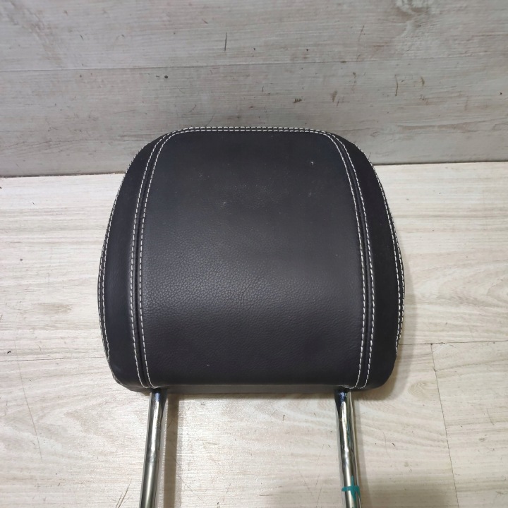 rest front front left Jaguar F-Pace L04206E2AC01QKW