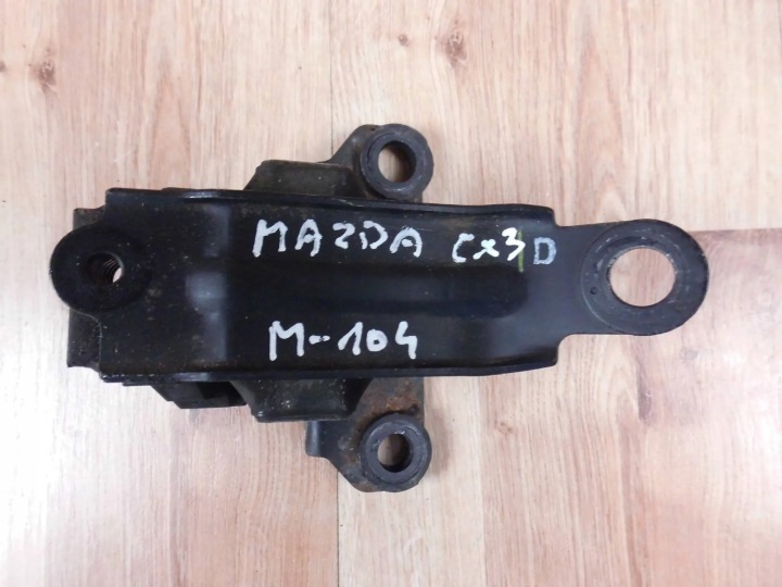 Mazda CX-3 1.5 D stütze halter stütze getriebehalter getriebestütze getriebelager DB2T39070