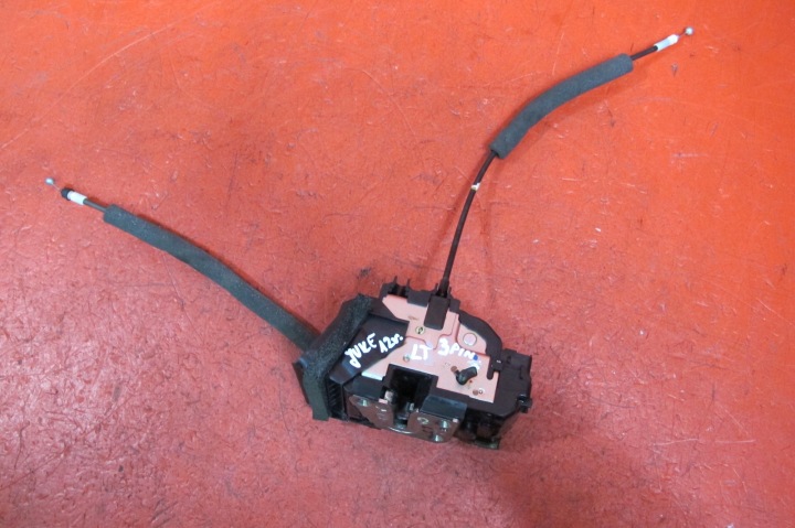 NISSAN JUKE 1 et F15 2010- de la Serrure Portière Gauche Arrière Arrière 3-PIN EUROPA