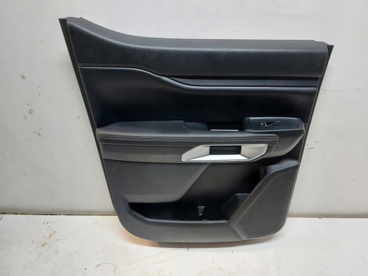 Ford Ranger VI 6 2024r tapacír bok dveře levý záď PLATINIUM