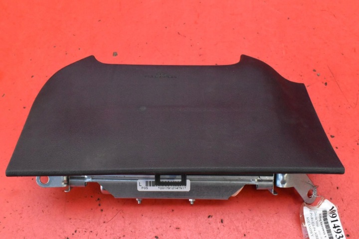 airbag driver´s knee 73997-0F030 TOYOTA VERSO 12-15