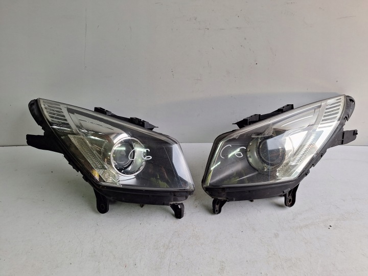CITROEN C6 05-12 Licht rechts XENON UK