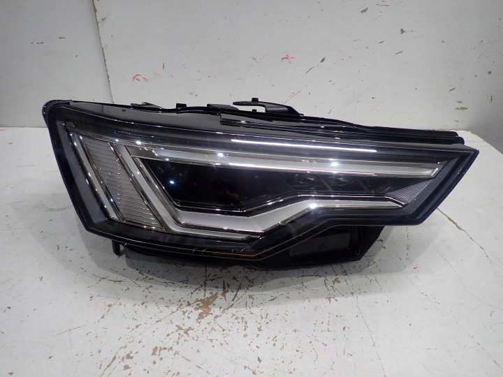 LICHT VORNE RECHTS AUDI A6 C8 2018- FULL LED
