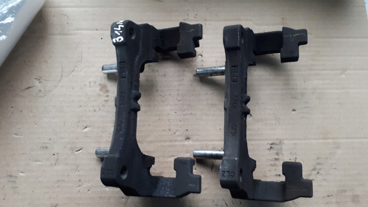 A4 B9 8W JARZMO caliper front left right 314 A5 8W