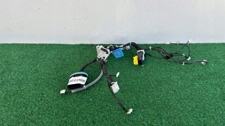 kabelbaum kabelsatz Kabelbaum Leuchte vorne MERCEDES C-KLASA W205 1304492317 K98/23NIK