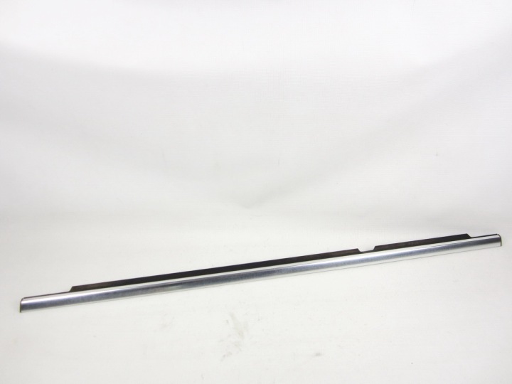 moulding under the window door rear rear part left Mercedes GL X164
