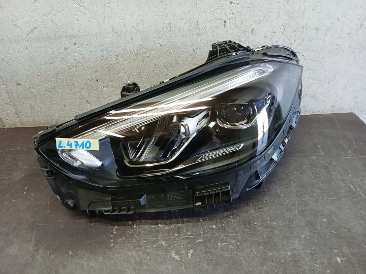 Licht vorne links MERCEDES C KLASA W206 FULL LED HP A2069066104