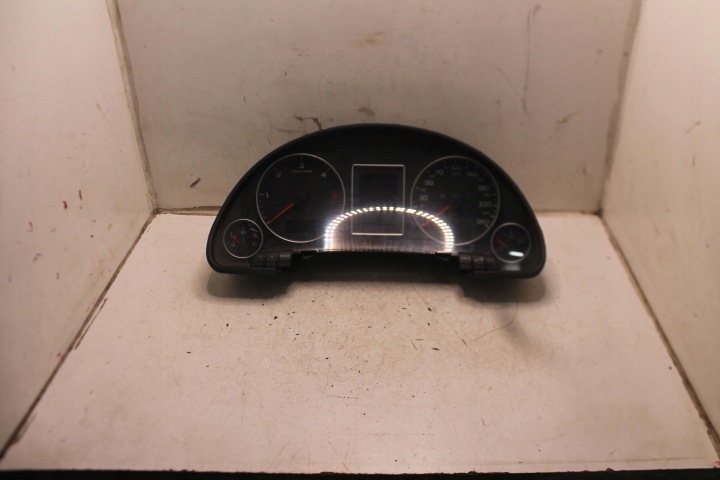 KOMBIINSTRUMENT KOMBIINSTRUMENT DREHZAHLMESSER 8E0920901H AUDI A4 B7 3.0 TDI AUTOM 04-08 EURO