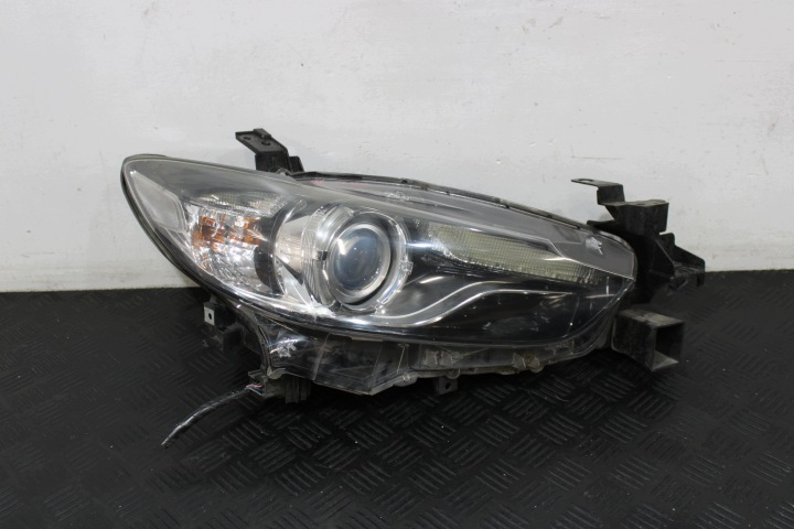 lámpa jobb eleje 14 csapok GHR4-51030 MAZDA 6 VI GJ LIFT