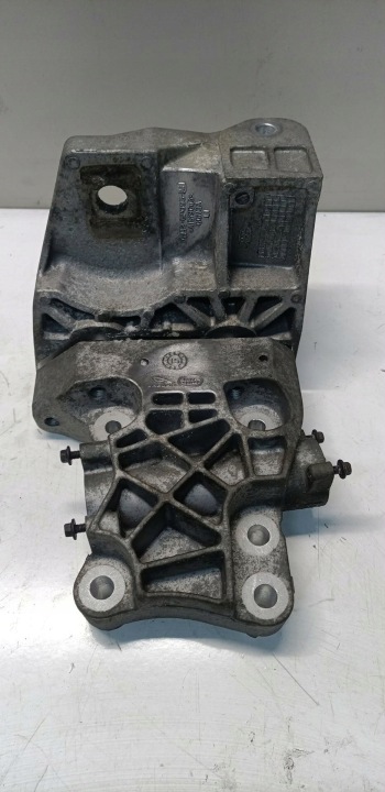 Land Range Rover Evoque holder / holder of the engine 2.0 D Diesel 204dtd