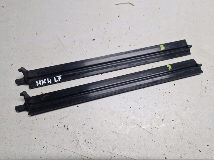 FORD MONDEO MK4 air duct air line ZALUZJE blinds air line BS71-8475-A PIA-08 RH
