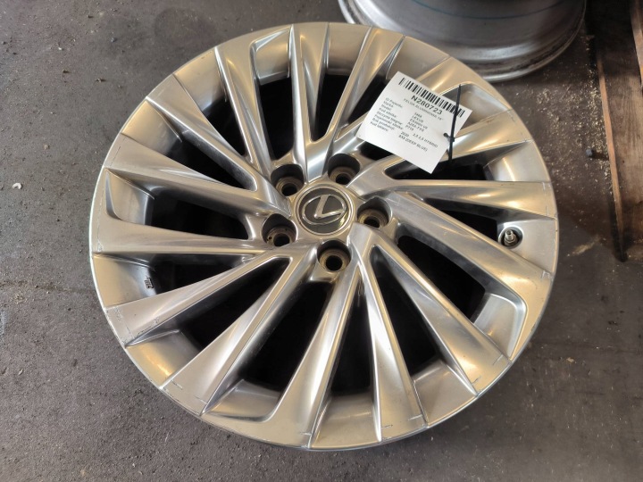 disc aluminium 18'' 5X114.3 LEXUS ES300H VII