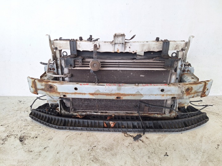 TOYOTA VERSO LIFT 14-17 Schlossträger DIESEL