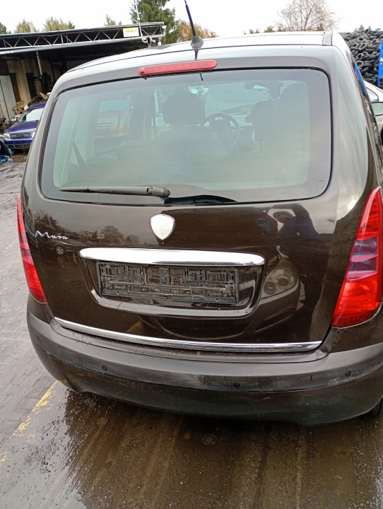 Lancia Musa 03-11 Porte arrière coffre hayon Porte coffre hayon Arrière Arrière kod lakieru 741