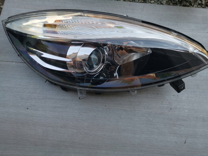 Licht rechts vorne vorne SCENIC III LIFT renault