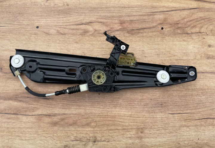 BMW F10 Gestänge fensterhebermotor links heck 7182613