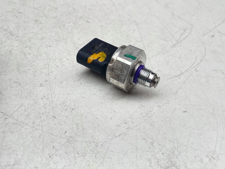 de la Serrure Vitres bocznej Arrière Gauche Bouche buse Volkswagen Golf VIII Q62