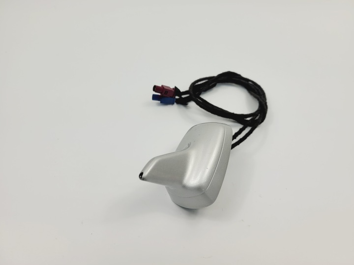 ANTENA Tetöi AUDI Q7 4L LX7W 4L0035503L
