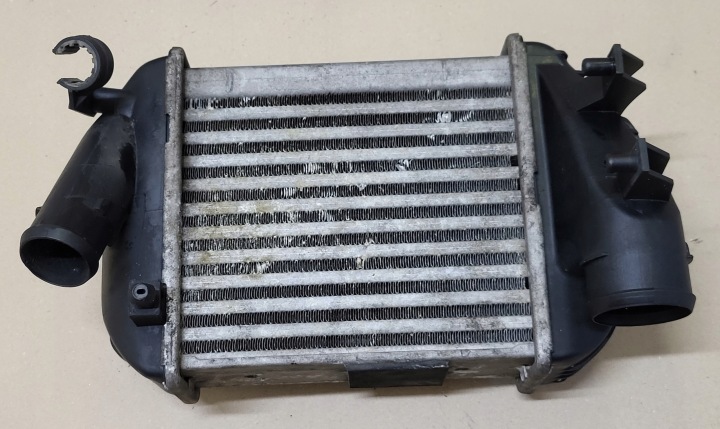 Radiatore / Raffreddatore radiatore intercooler Dell’aria sensore AUDI A4 B6 B7 8E 2.5 TDI OE