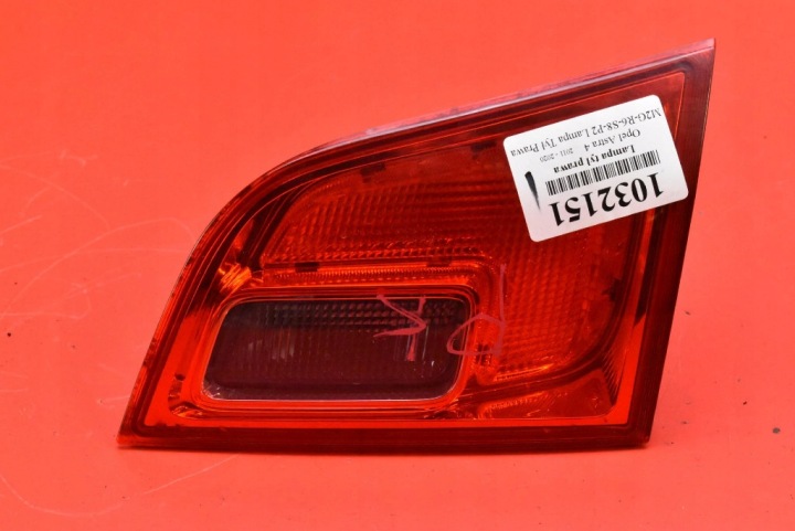 Licht rechts heck hinten 13282247 OPEL ASTRA 4 IV J KOMBI LIFT 11-20