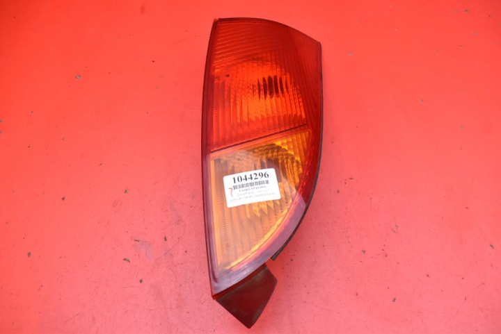 light right rear part rear XS4X-13404 FORD FOCUS MK1 5D HB 98-04