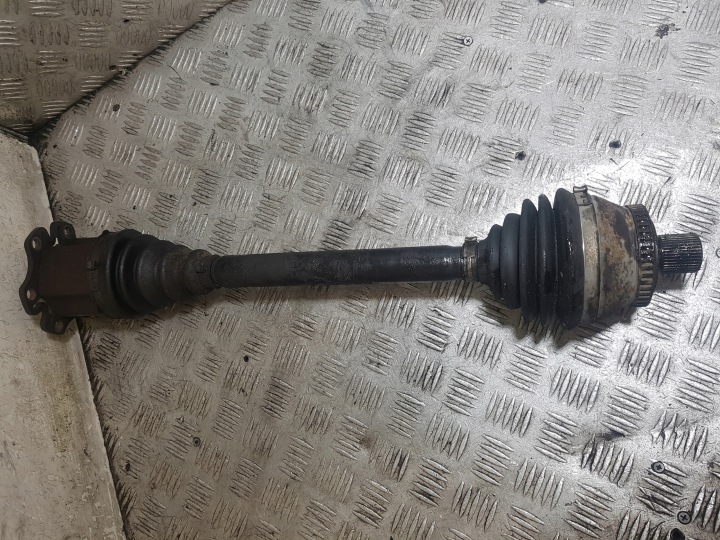 Antriebswelle Antriebswelle links vorne AUDI A4 B6 1.8 T 2000 - 2006