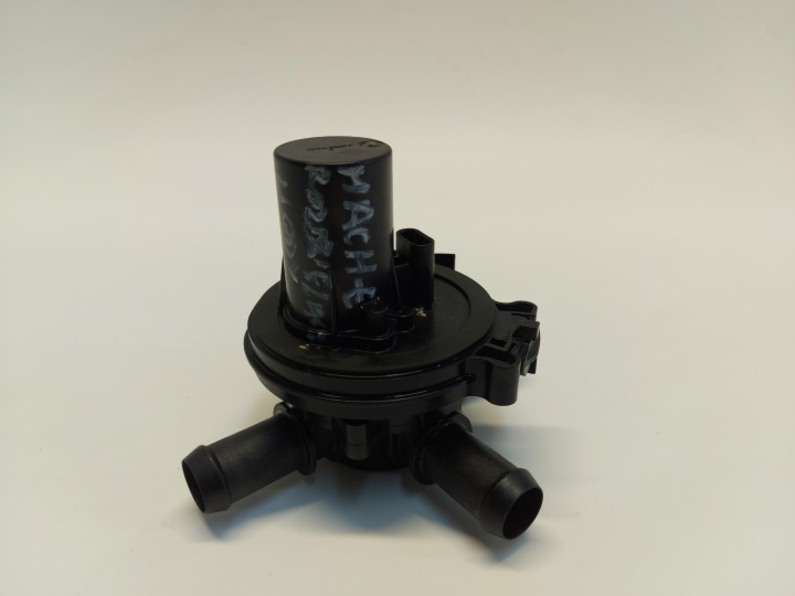 Ford Mustang Mach-E Rozdzielacz Wasserpumpe LU5A-8C508-AE