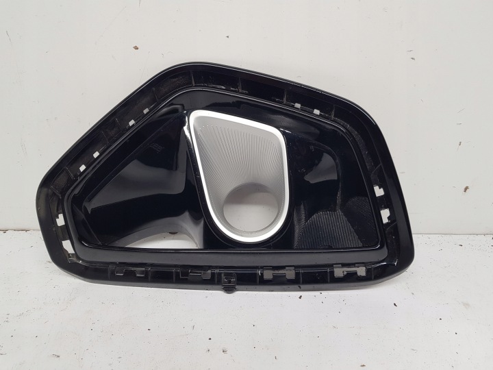 KIA STONIC Grille Couvre Pare choc Gauche 2019R