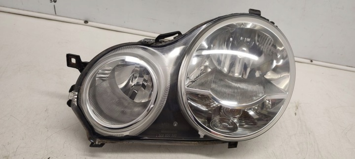 far prednji dio prednja lijeva VW Polo 9N