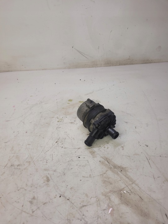 Pompa ausiliaria acqua motore AUDI A4 S4 S5 A6 A7 3.0 TFSI 8K0965567
