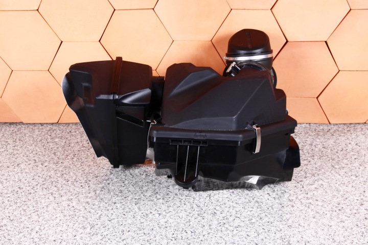 BMW Z4 G29 M40i cover of a filter, air 8662589