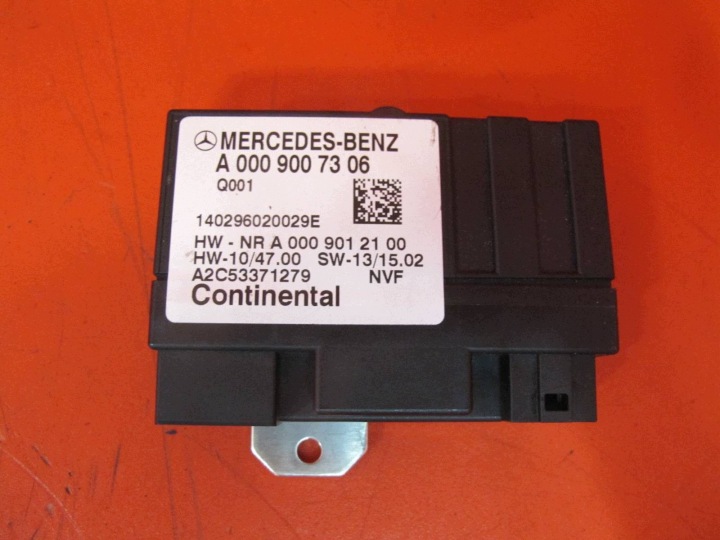 MERCEDES A-KLASA W176 W246 2.2 CDI modul řídící jednotka POMPY paliva A0009007306